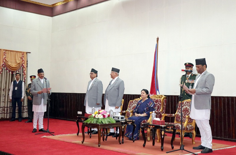 अख्तियार प्रमुख घिमिरेले लिए  राष्ट्रपतिबाट शपथ